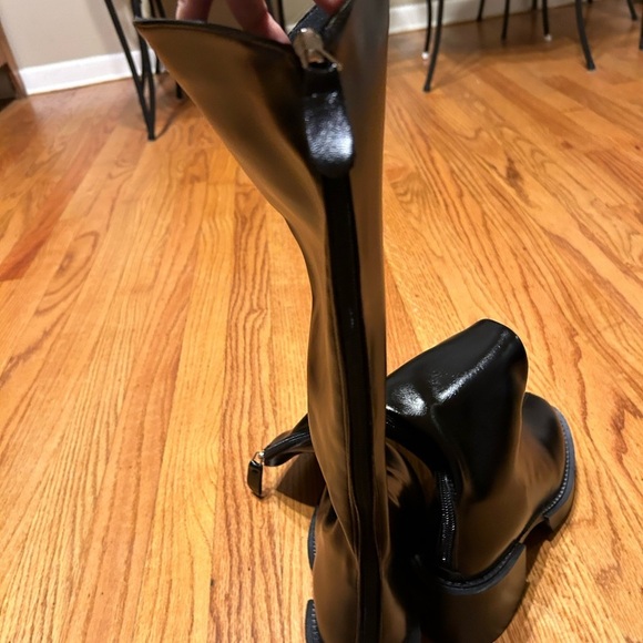 Black boots- brand new - Picture 4 of 4